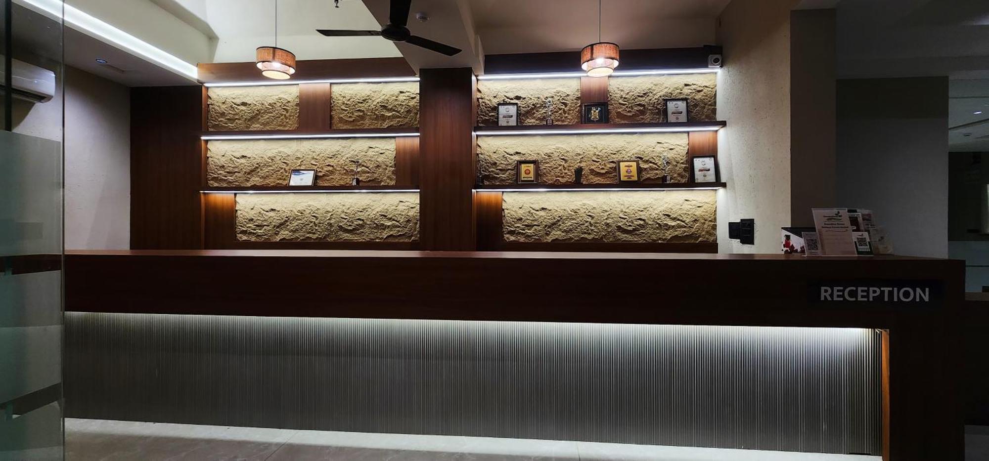 Goverdhan Greens Resort Dwarka L Hotels In Dwarka Exterior foto