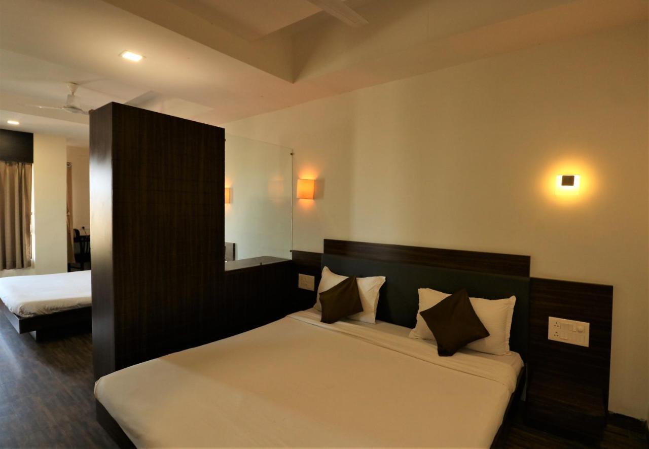 Goverdhan Greens Resort Dwarka L Hotels In Dwarka Exterior foto